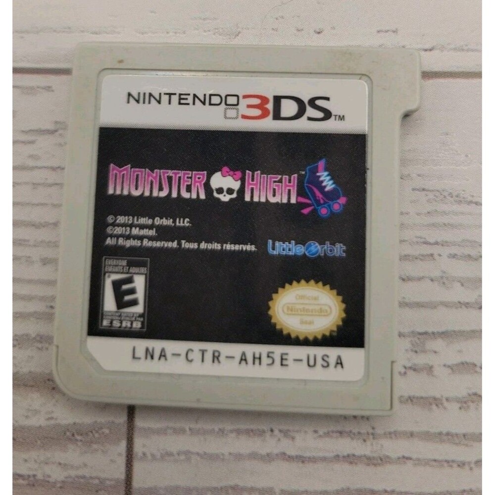 Monster High: Skultimate Roller Maze (Nintendo DS, 2013) Cartridge Only
